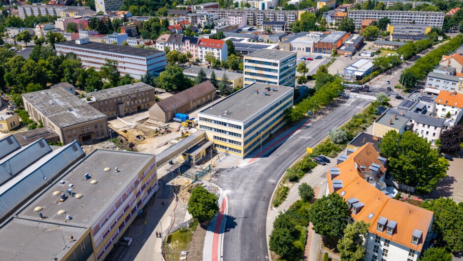 Fertigstellung der Teerarbeiten Juni 2026